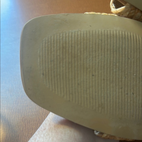 Steve Madden Women's Brown Woven Sandals - Picture 7 of 11